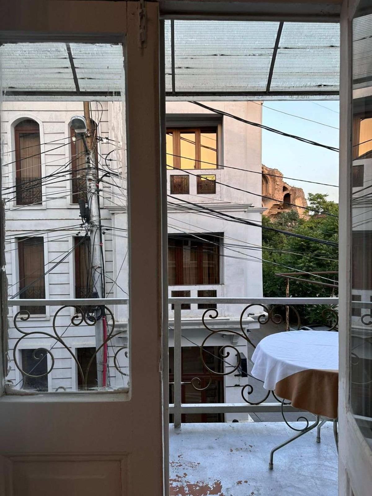Wine O'Clock Tbilisi Exterior foto
